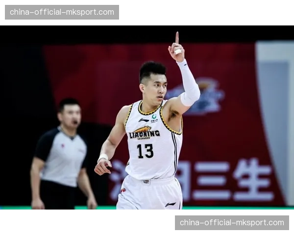 【2026年4月CBA联赛·赛前·动态辽宁男篮签下德国联赛中锋杰登·勒迪，补强内线短板