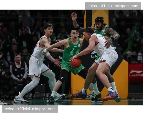 上海久事114-80大胜辽宁本钢，古德温21分11助攻